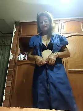 Snapshot of MaryeLunna chatting on January 2026 02:04:02 AM MaryeLunna online show from January 2026 02:04:02 AM