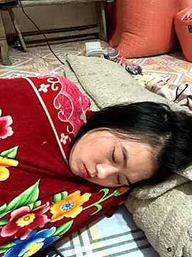 Maymay97 online show from November 2025 12:58:02 AM