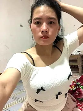 Maymay97 online show from November 2025 01:25:02 PM