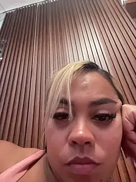 EmilyDuran  online show from June 2026 12:05:02 PM