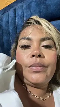 EmilyDuran  online show from April 2026 03:35:01 AM