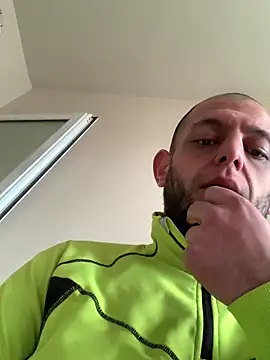 milenski74 online show from February 2026 02:39:01 PM