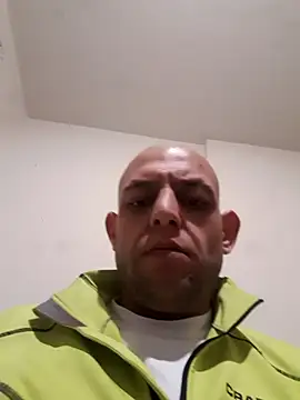 milenski74 online show from December 2025 10:26:02 PM