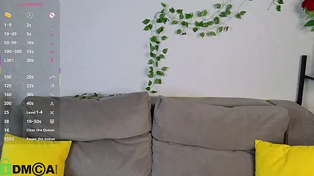 Roxy Sunnny online show from October 2025 09:32:02 AM