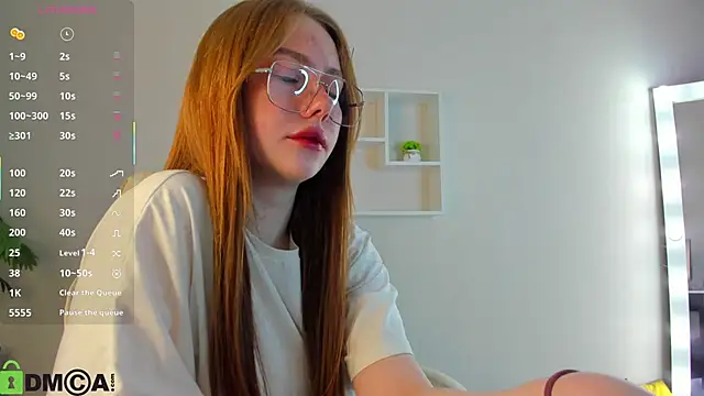 Roxy Sunnny online show from October 2025 09:23:01 AM