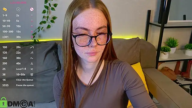 Roxy Sunnny online show from October 2025 09:31:01 AM