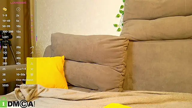 Roxy Sunnny online show from November 2025 09:23:02 AM