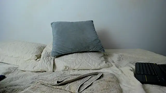 Brianna Angelina online show from December 2025 04:17:01 AM