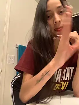 lovinlush online show from November 2025 05:22:01 AM