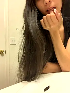 lovinlush online show from October 2025 04:17:01 PM