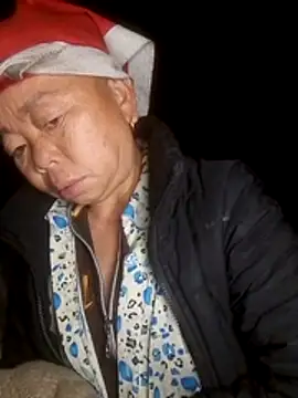 VangLe73 online show from February 2026 10:30:01 PM