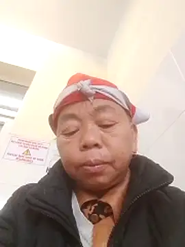 VangLe73 online show from December 2025 12:46:02 AM