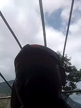 VangLe73 online show from October 2025 03:40:02 AM