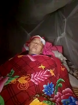 VangLe73 online show from November 2025 10:25:02 PM