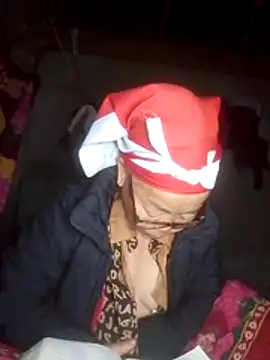 VangLe73 online show from December 2025 03:57:01 PM