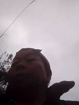 VangLe73 online show from February 2026 11:49:01 PM