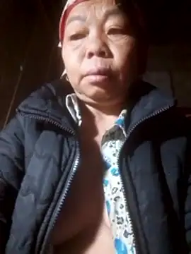 VangLe73 online show from February 2026 12:00:01 AM