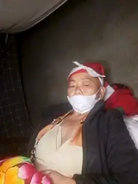 VangLe73 online show from November 2025 03:16:01 PM