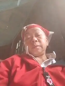 VangLe73 online show from October 2025 03:05:01 AM