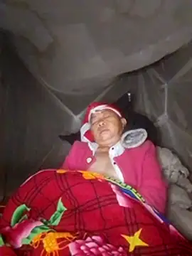 VangLe73 online show from November 2025 04:10:01 PM