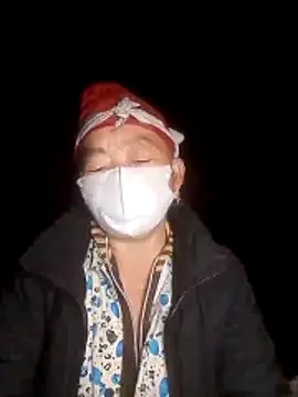 VangLe73 online show from February 2026 10:48:01 PM