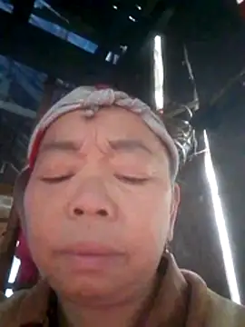 VangLe73 online show from November 2025 03:38:01 AM