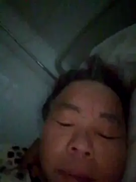 VangLe73 online show from December 2025 10:43:01 PM