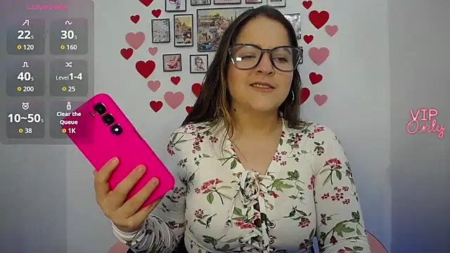 Pregnant Kloe online show from May 2026 01:15:02 PM