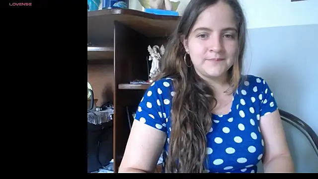 Pregnant Kloe online show from April 2026 03:37:01 PM