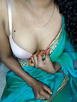 Tamilpallavi online show from November 2025 03:07:01 AM