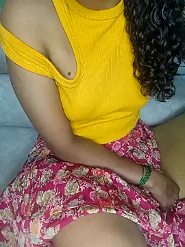 Tamilpallavi online show from November 2025 03:06:02 PM