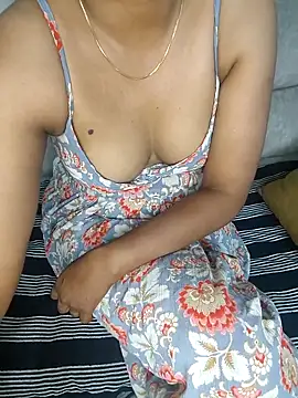 Tamilpallavi online show from April 2026 11:47:01 AM