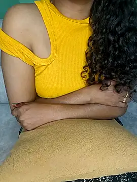 Tamilpallavi online show from October 2025 04:18:01 PM