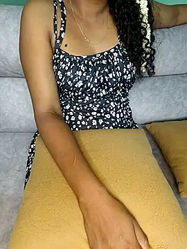 Tamilpallavi online show from October 2025 07:00:02 PM