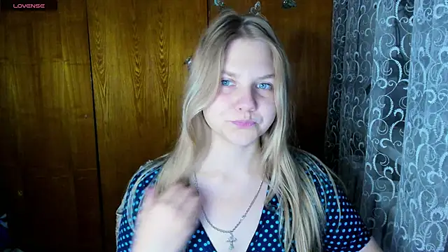 AlinaMors online show from October 2025 05:24:02 PM