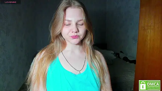 AlinaMors online show from March 2026 04:11:01 PM