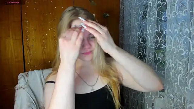 AlinaMors online show from December 2025 01:15:01 PM