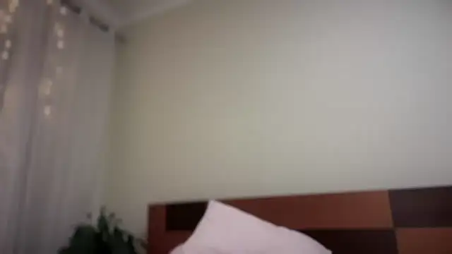 Reddgiirl online show from April 2026 08:26:01 PM
