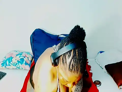 Love-Racheal75 online show from May 2026 05:50:02 PM