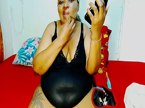 Snapshot of Love-Racheal75 chatting on November 2025 01:54:02 AM Love-Racheal75 online show from November 2025 01:54:02 AM