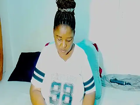 Love-Racheal75 online show from February 2026 04:30:02 PM