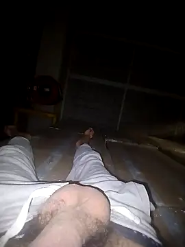 Snapshot of Brzgko chatting on October 2025 09:05:02 PM Brzgko online show from October 2025 09:05:02 PM