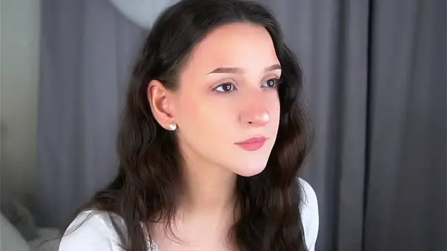 FalineBeacher online show from March 2026 01:11:01 AM