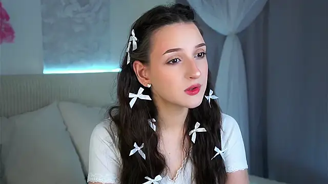 FalineBeacher online show from March 2026 01:22:01 AM