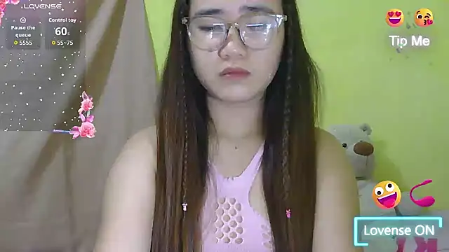 Snapshot of HornyAsian4uxx chatting on March 2026 02:01:01 PM HornyAsian4uxx online show from March 2026 02:01:01 PM