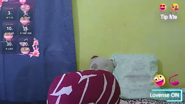 Snapshot of HornyAsian4uxx chatting on April 2026 02:07:02 PM HornyAsian4uxx online show from April 2026 02:07:02 PM