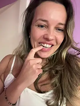 sonyaxbelle online show from February 2026 04:53:02 AM