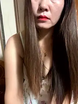 Moan Mary online show from October 2025 11:35:01 PM