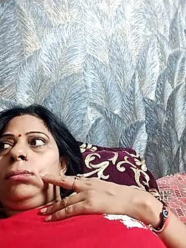 Snapshot of Soniya_Roy chatting on June 2026 05:28:01 AM Soniya Roy online show from June 2026 05:28:01 AM