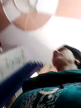 Soniya Roy online show from November 2025 07:08:02 AM